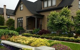 Hydrangea Inn